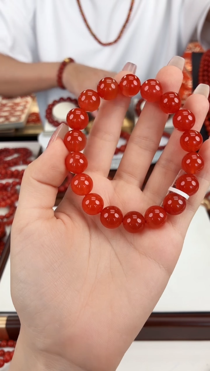 南红玛瑙冰红手串11+未镶嵌一个/条