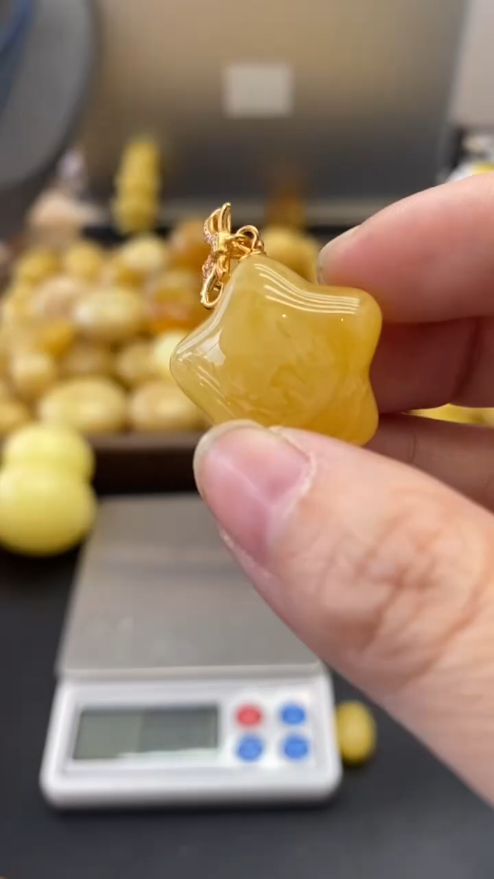 琥珀银S925镶嵌珠宝奇石1019