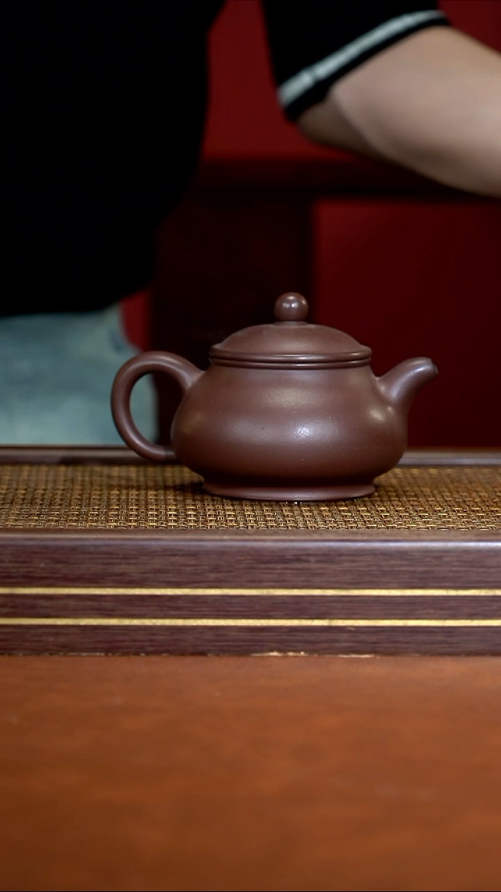 茶壶紫砂ZJF    老紫泥   潘壶    240cc