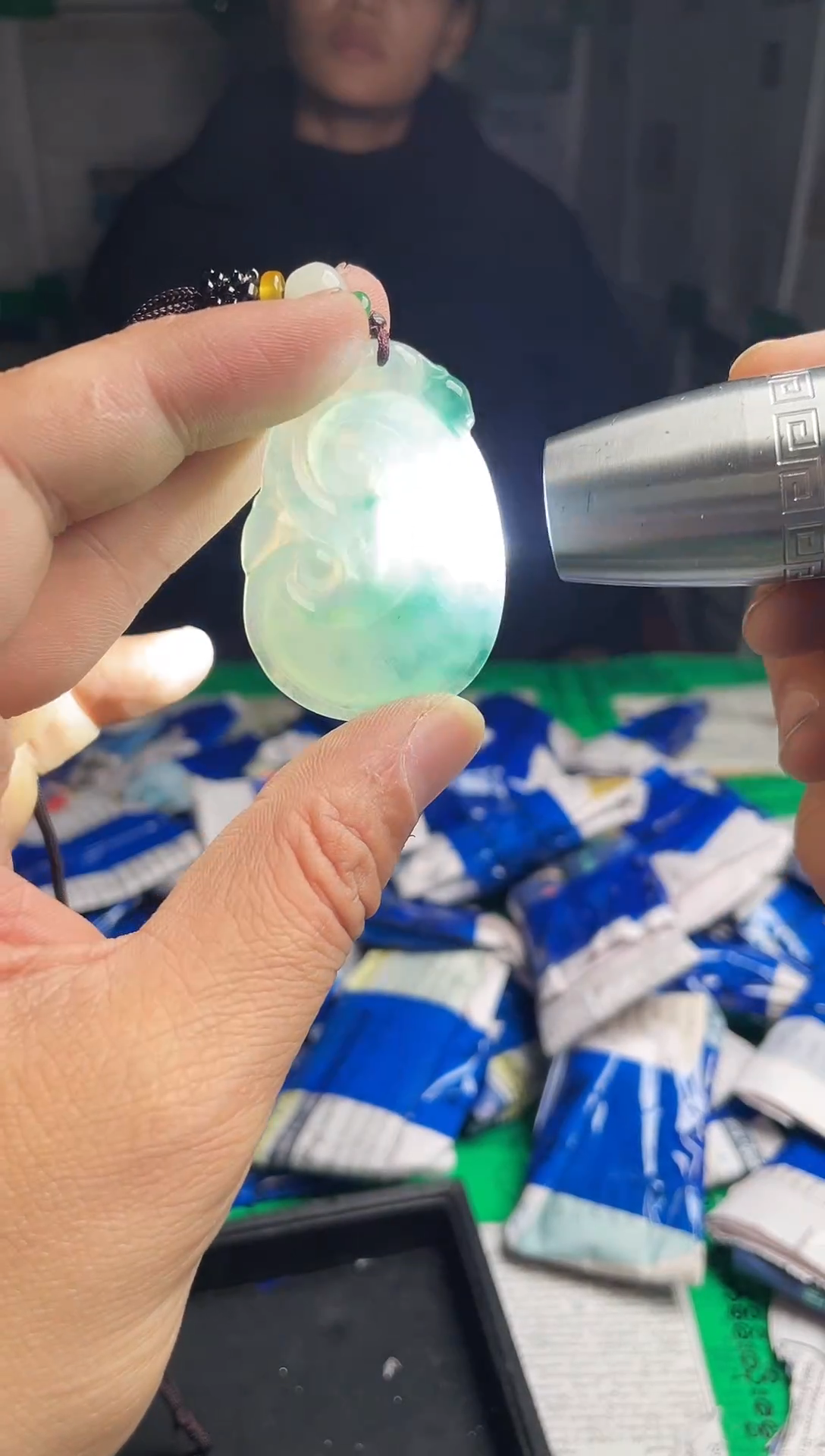 强子收货时尚吊坠FH-477