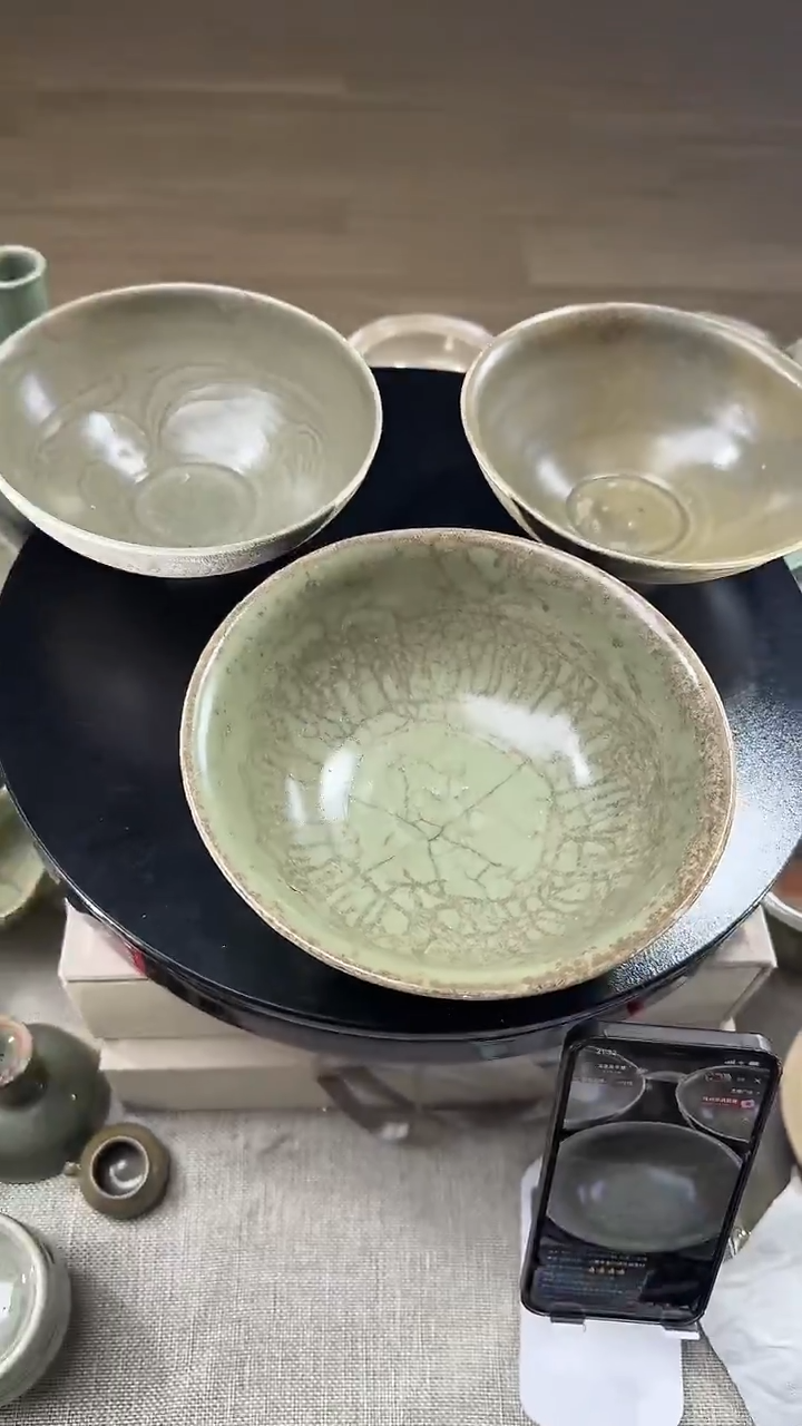 瓷片枕*鹿龙泉青瓷碗一组