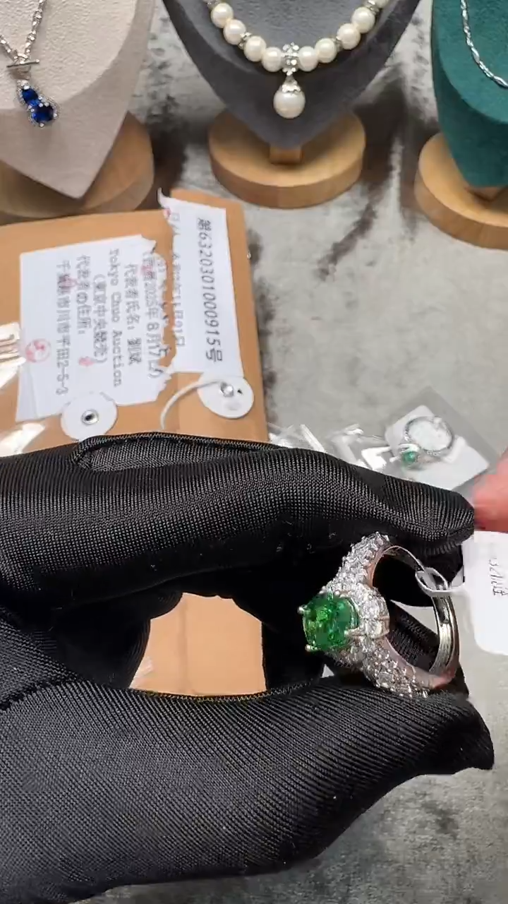 锆石925银时尚饰品如图所示88888888888