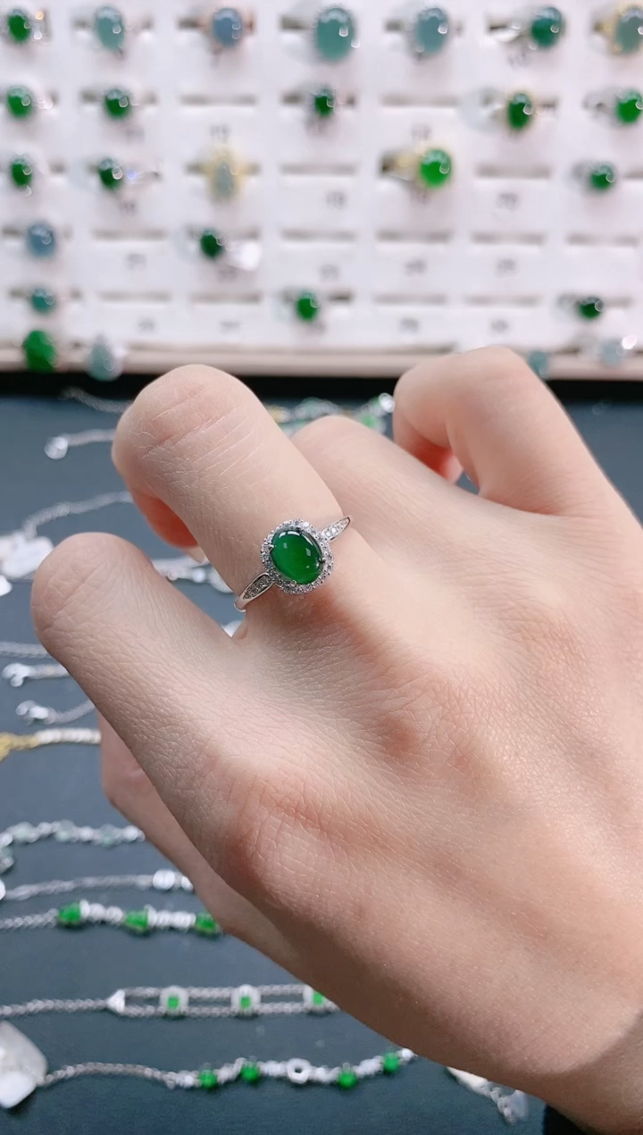 【闪购商品】翡翠戒指银S925镶嵌天然翡翠