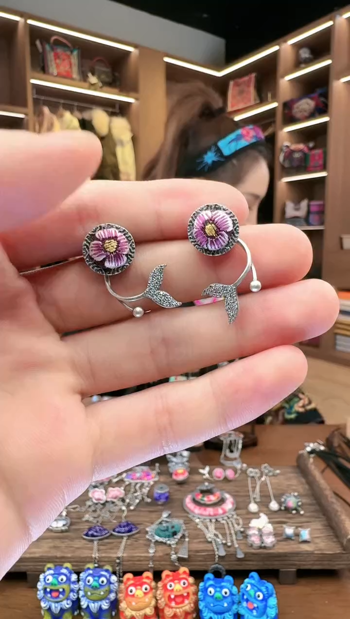 【闪购商品】织绣201黔东南苗族刺绣