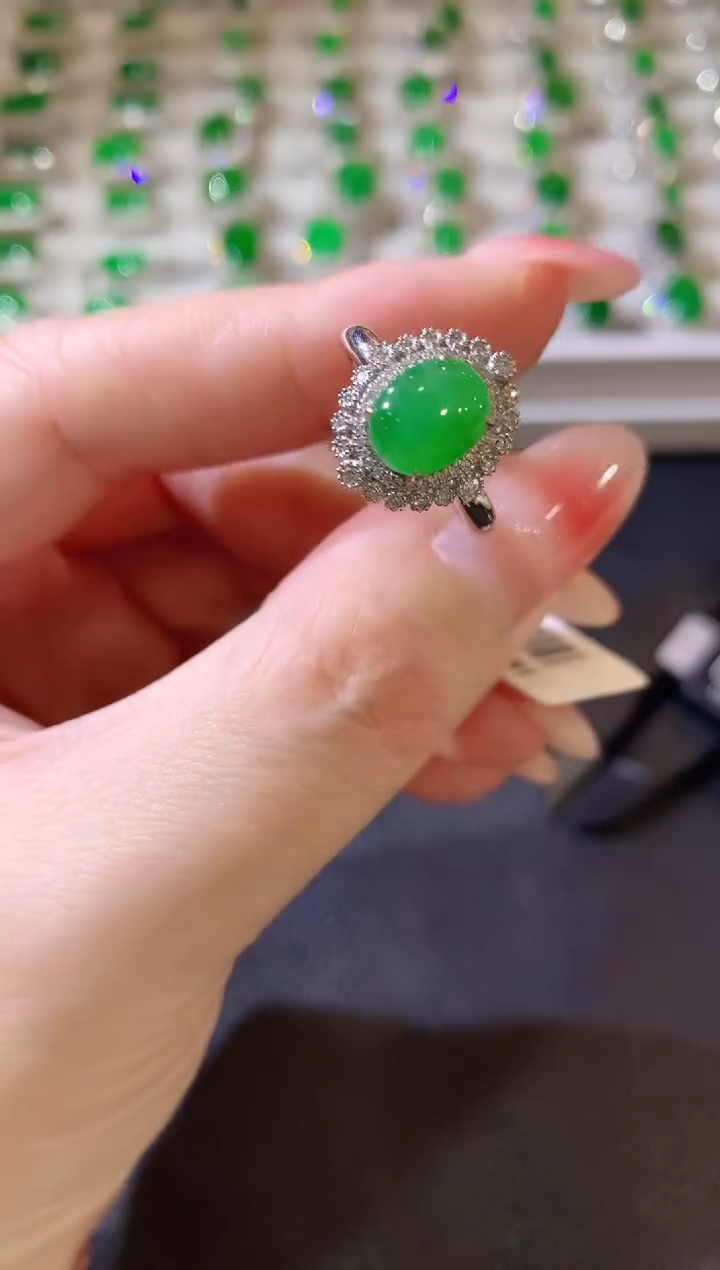 【闪购商品】翡翠戒指18K金镶嵌A7 多样性发货一件
