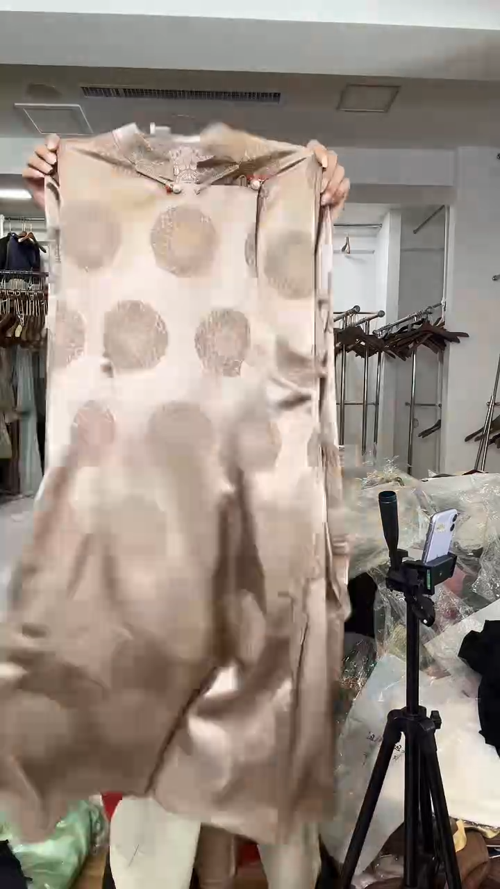 L码        115斤  无腰带