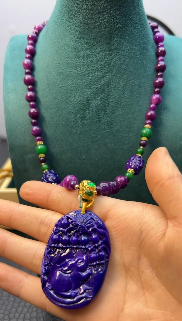 【闪购商品】苏纪石（舒俱来）颈饰14K金镶嵌X320         