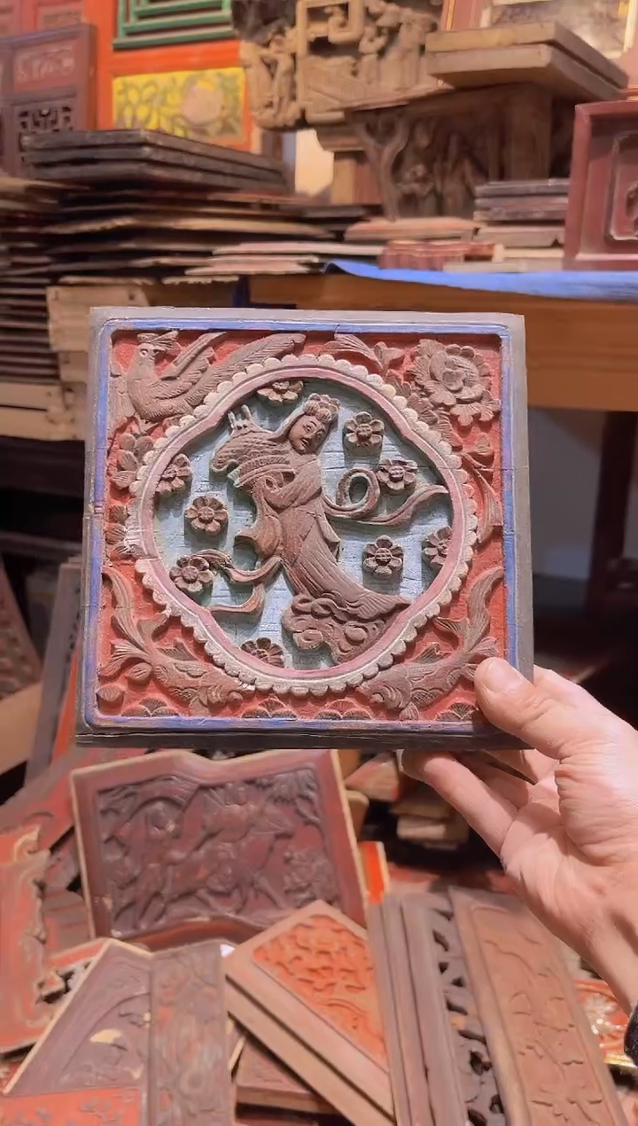 【闪购商品】香樟木老木雕老物件花板