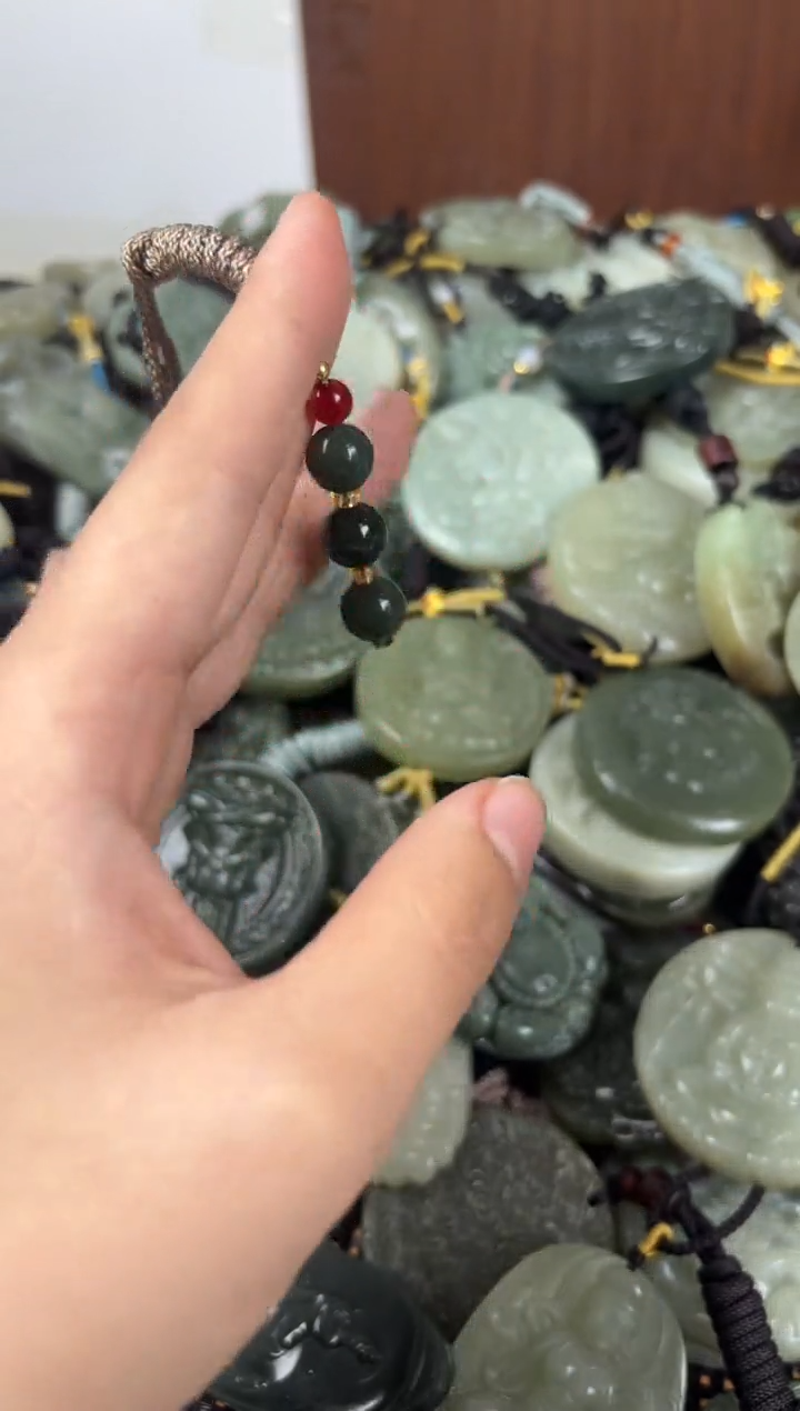 【闪购商品】和田玉颈饰未镶嵌1