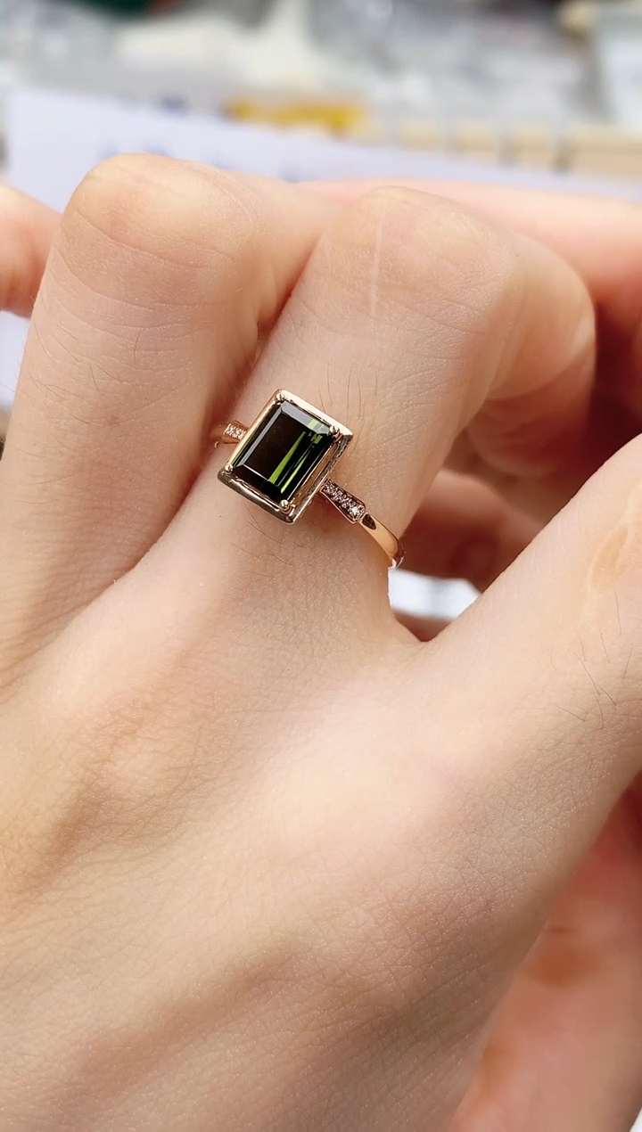 碧玺戒指18K金镶嵌高货