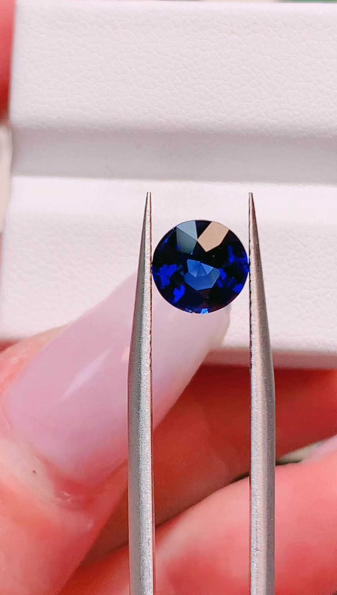 裸石蓝宝石2.1ct  7.4圆