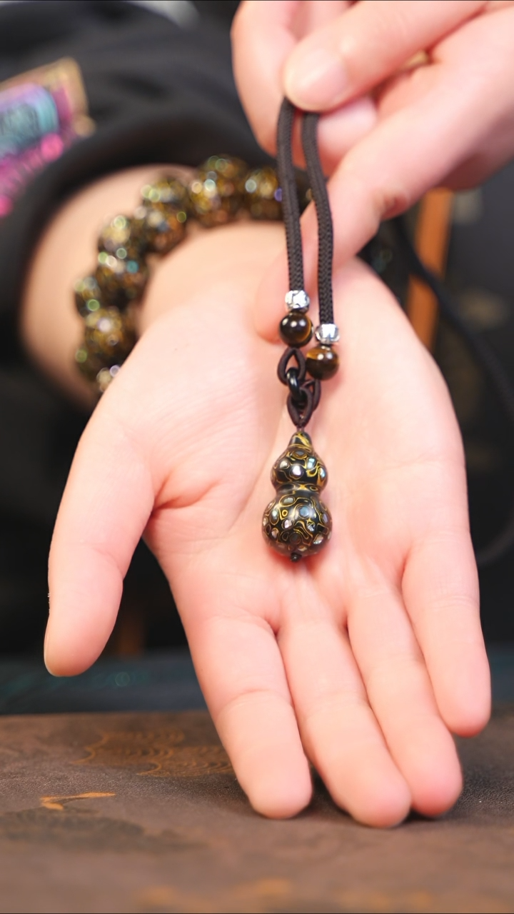 【闪购商品】黑金大漆紫光檀螺钿小脖挂