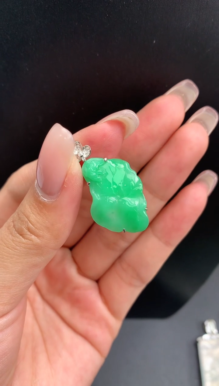 【闪购商品】翡翠颈饰足金镶嵌荷叶1598