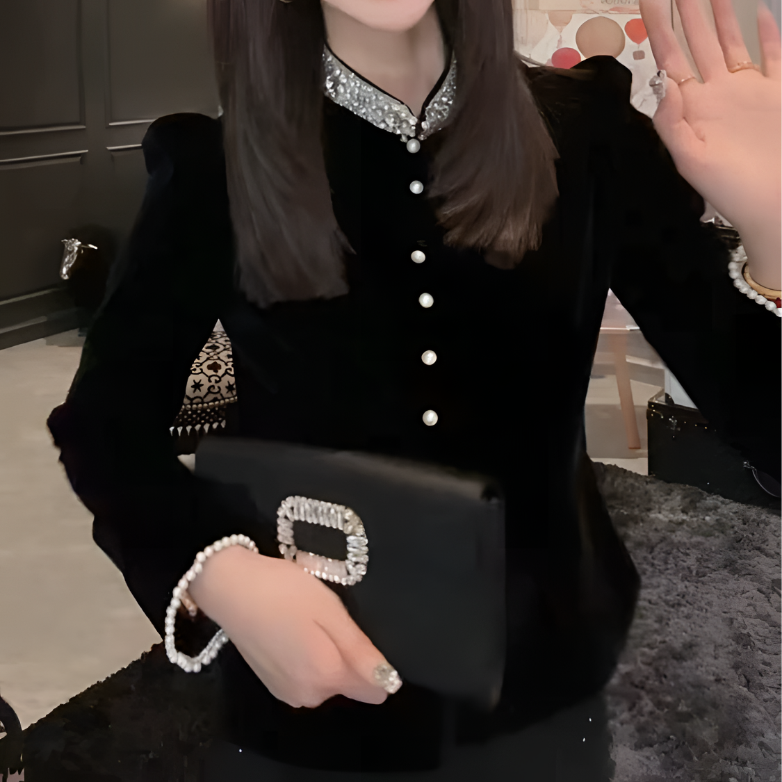 欧货款时髦衬衫女2025春季新款甜酷风精致韩版立领钉珠丝绒衫8003