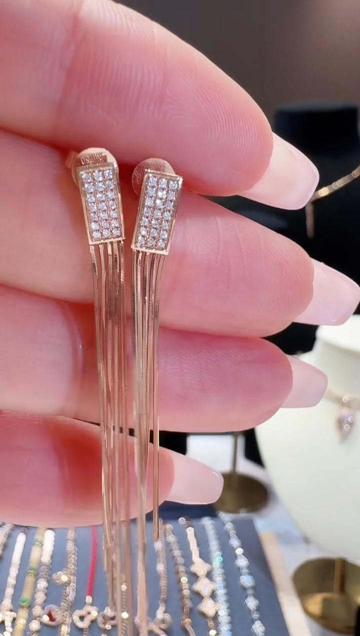 【闪购商品】钻石耳线18K金镶嵌钻石方形流苏耳线