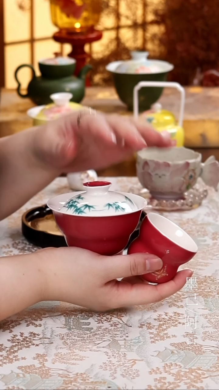 胭脂红一碗一杯                     