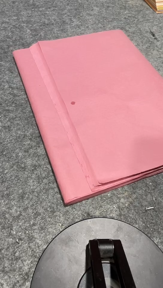 四开雁皮螺纹珍金紫色50张老纸