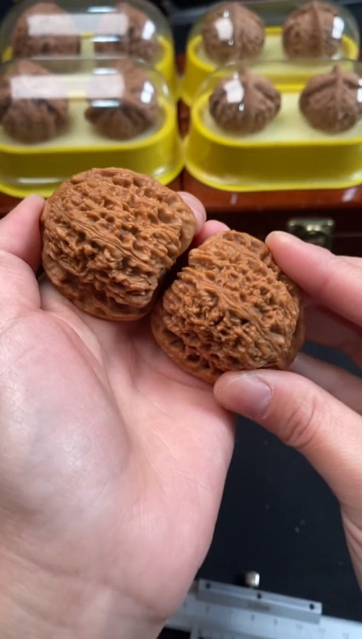 把件文玩核桃南疆石42尺c812