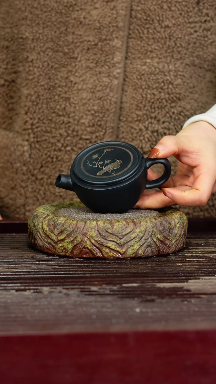 宜兴原矿紫砂壶茶壶宜兴原矿紫砂壶茶壶100C