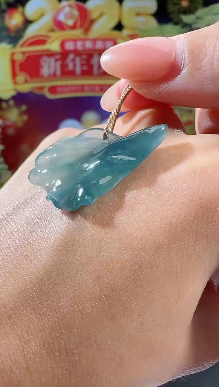 【闪购商品】翡翠吊坠(不含链)未镶嵌鱼