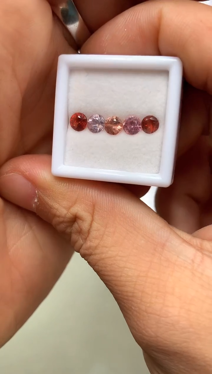【闪购商品】定制尖晶石裸石未镶嵌圆切 一盒5/P 1.54ct