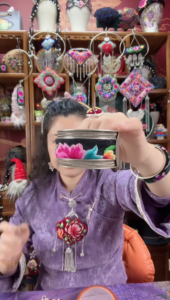 刺绣手镯7甜甜家