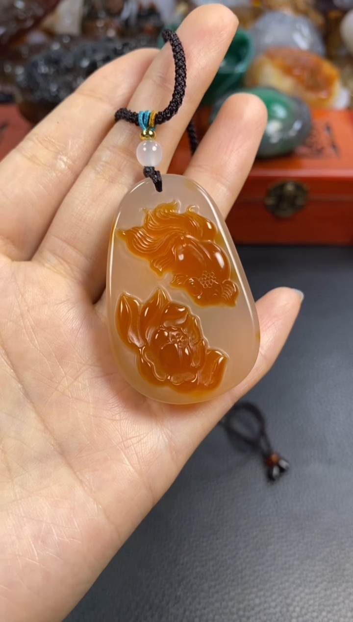 未镶嵌挂件玛瑙/玉髓绿**山1