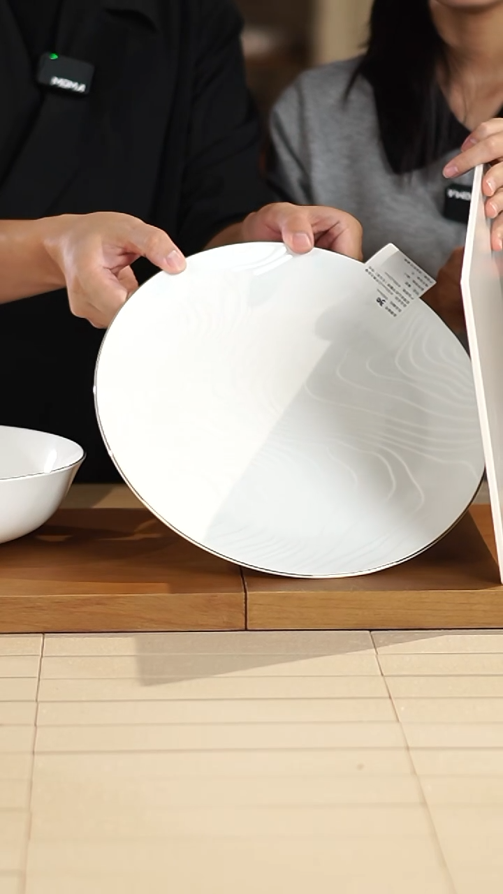 荷禾餐具Φ367mm白色亮光米通陶瓷碟-外贸定制