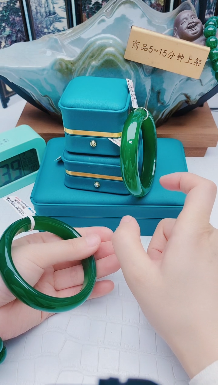 【闪购商品】玛瑙/玉髓手镯未镶嵌玛瑙手镯