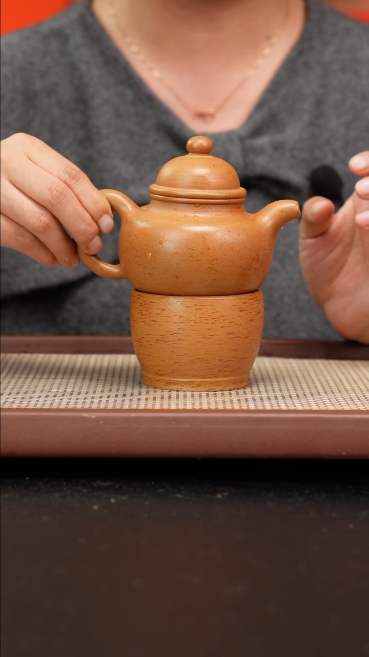 【闪购商品】紫砂茶壶葵黄朱泥掇球