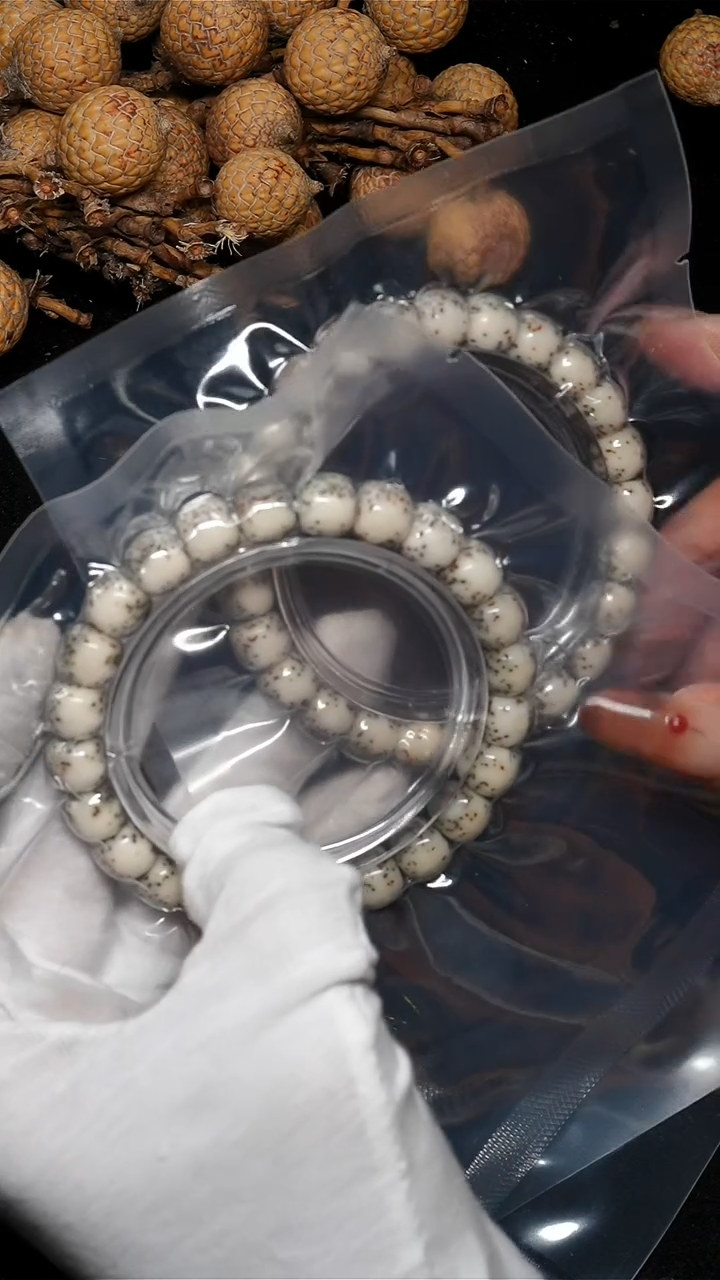 手串星月菩提9.5骨瓷白-A215-1