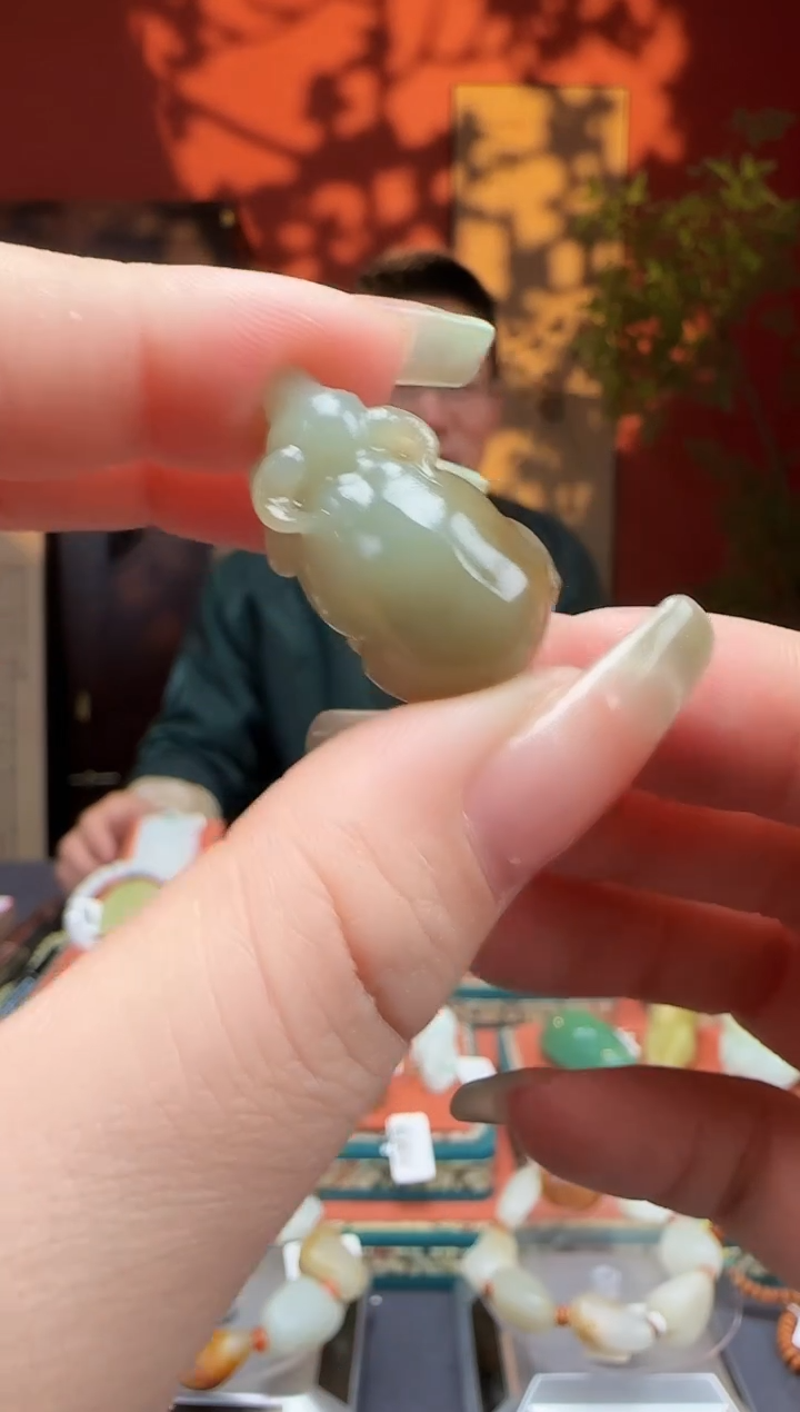 【闪购商品】和田玉吊坠未镶嵌吊坠