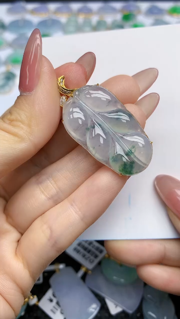 【闪购商品】翡翠挂件18K金镶嵌天然翡翠A货