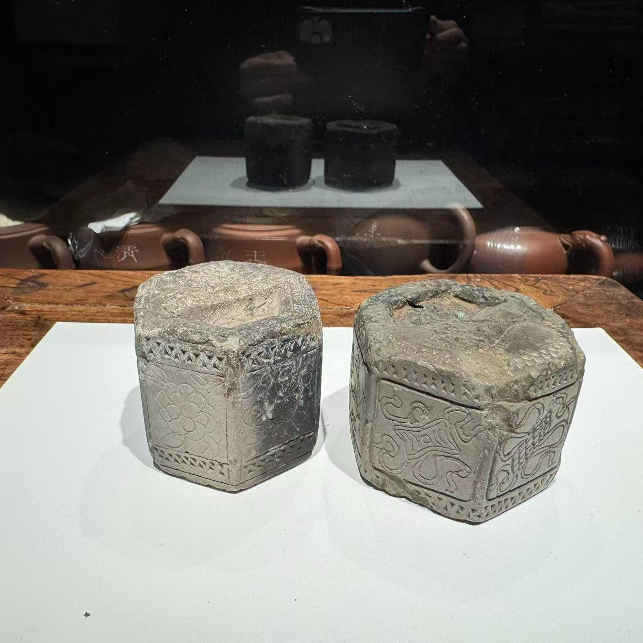 早期手工制作 六方砖墩 2个 