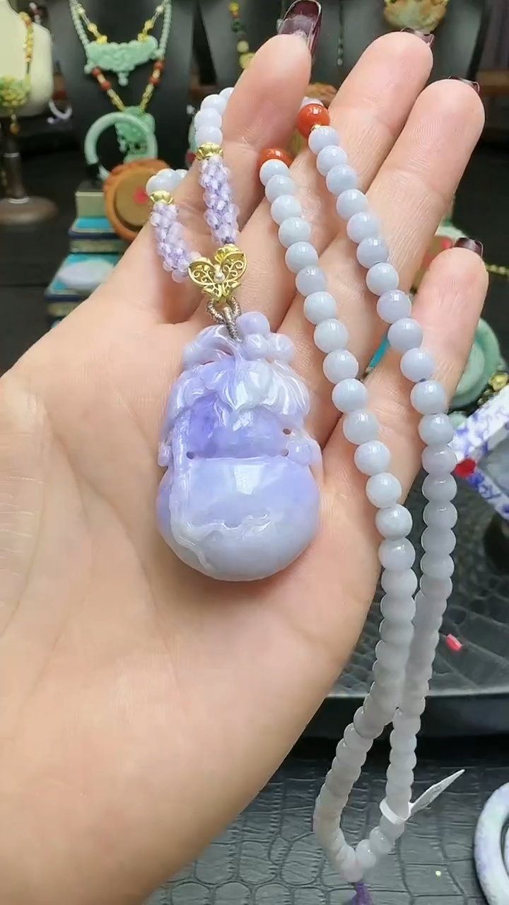 【闪购商品】翡翠颈饰未镶嵌紫翡葫芦