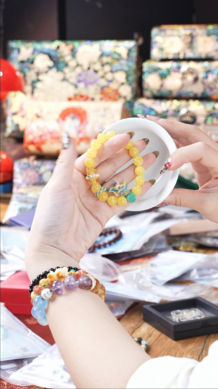 【闪购商品】瓷片豆包儿的星耀家