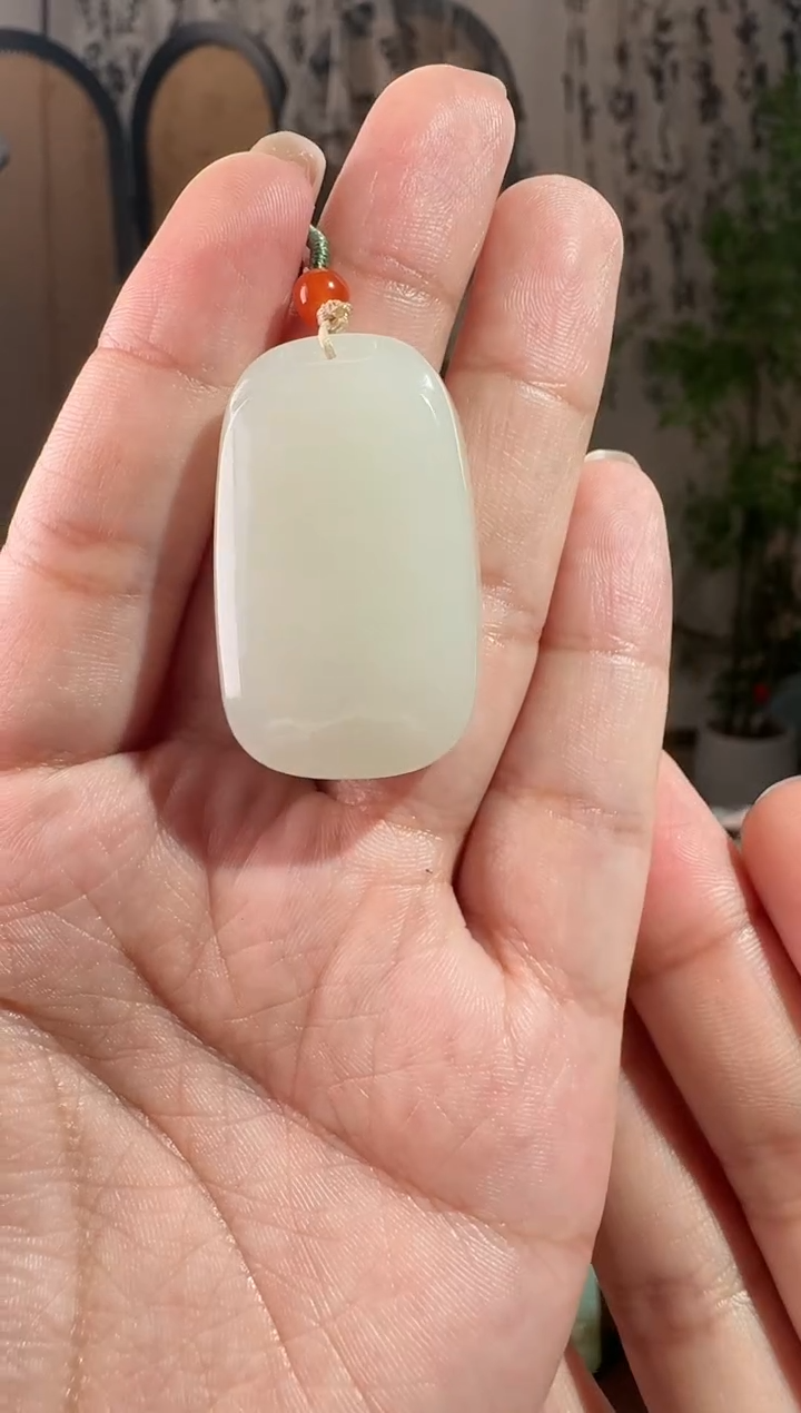 颈饰未镶嵌和田玉无事牌