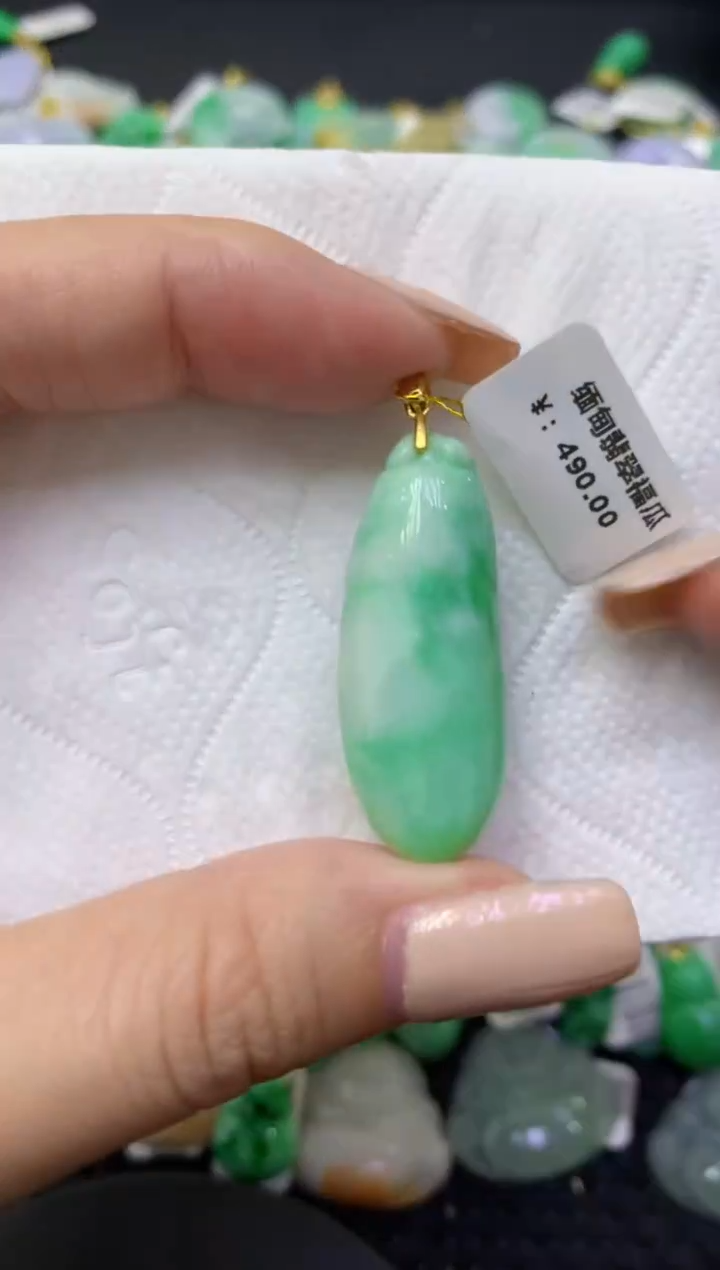 颈饰未镶嵌翡翠天然缅甸翡翠A货