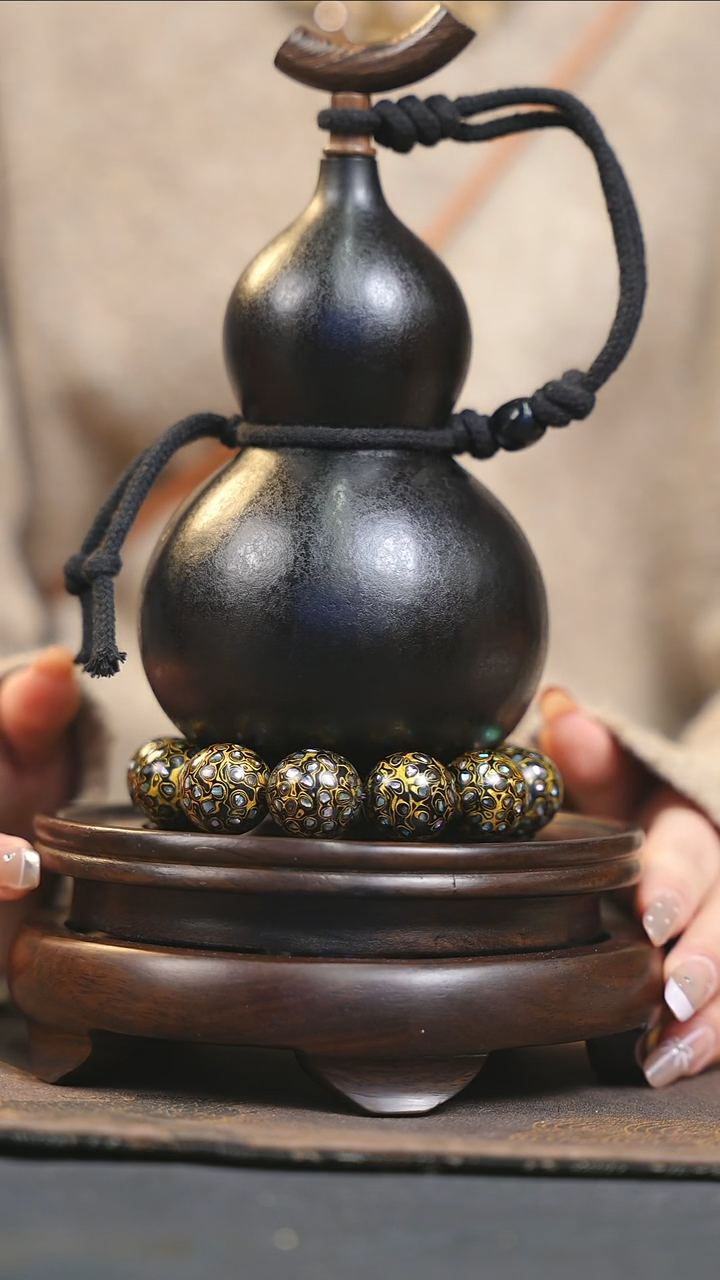 【闪购商品】YP233大漆酒葫芦不包手串及旋转底座