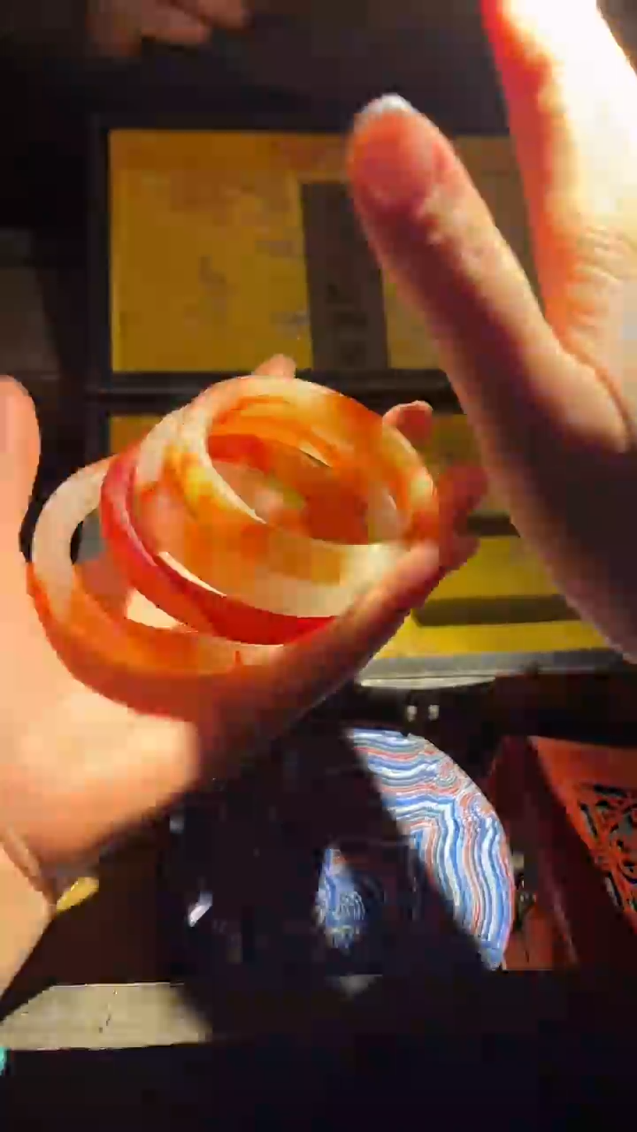 【闪购商品】【闪购商品】四个红白手镯