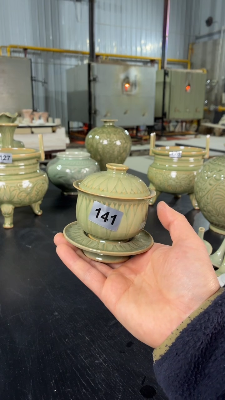 耀州窑仰山莲瓣盖碗+蕉叶杯托141