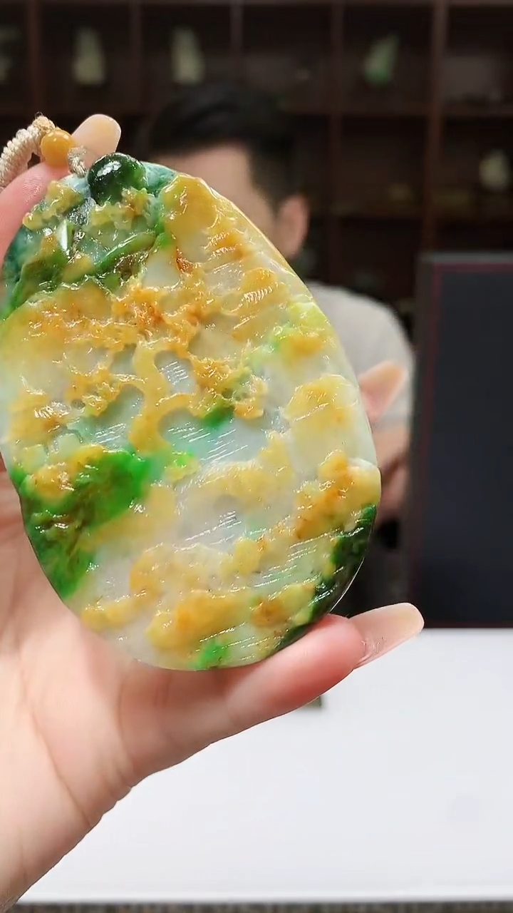 【闪购商品】定制翡翠未镶嵌1049xx-毛货挂件49