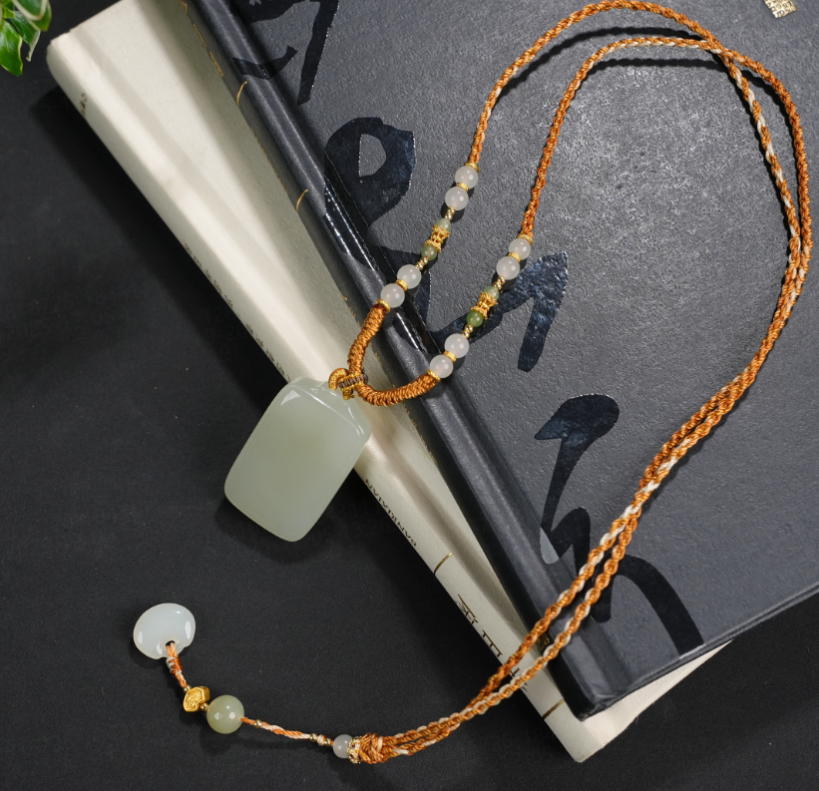 【天天专属】泽云-合金和田玉晴水无事牌吊坠