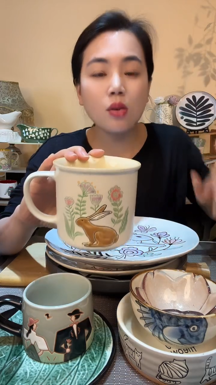 瓷片兔子杯子 介意勿拍