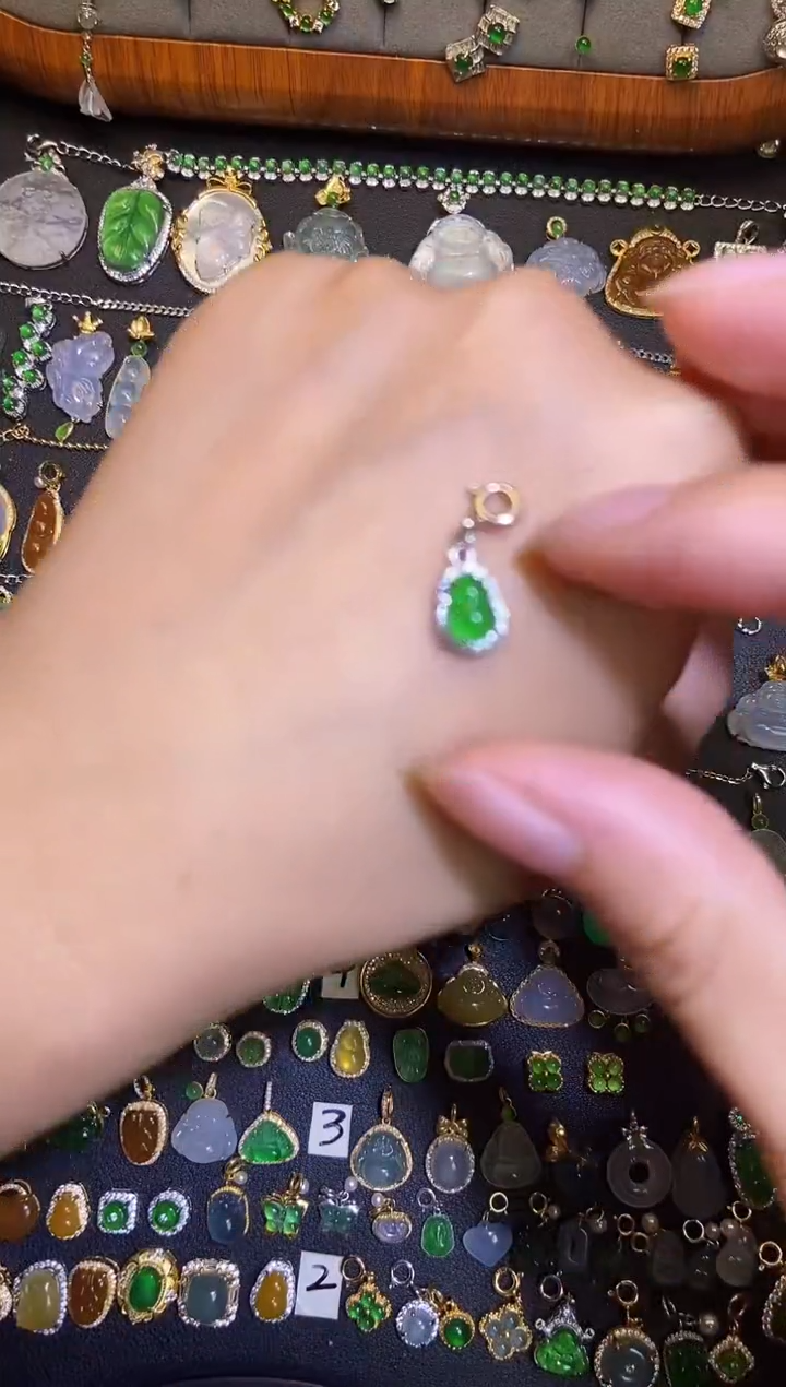 翡翠银S925镶嵌吊坠(不含链)1