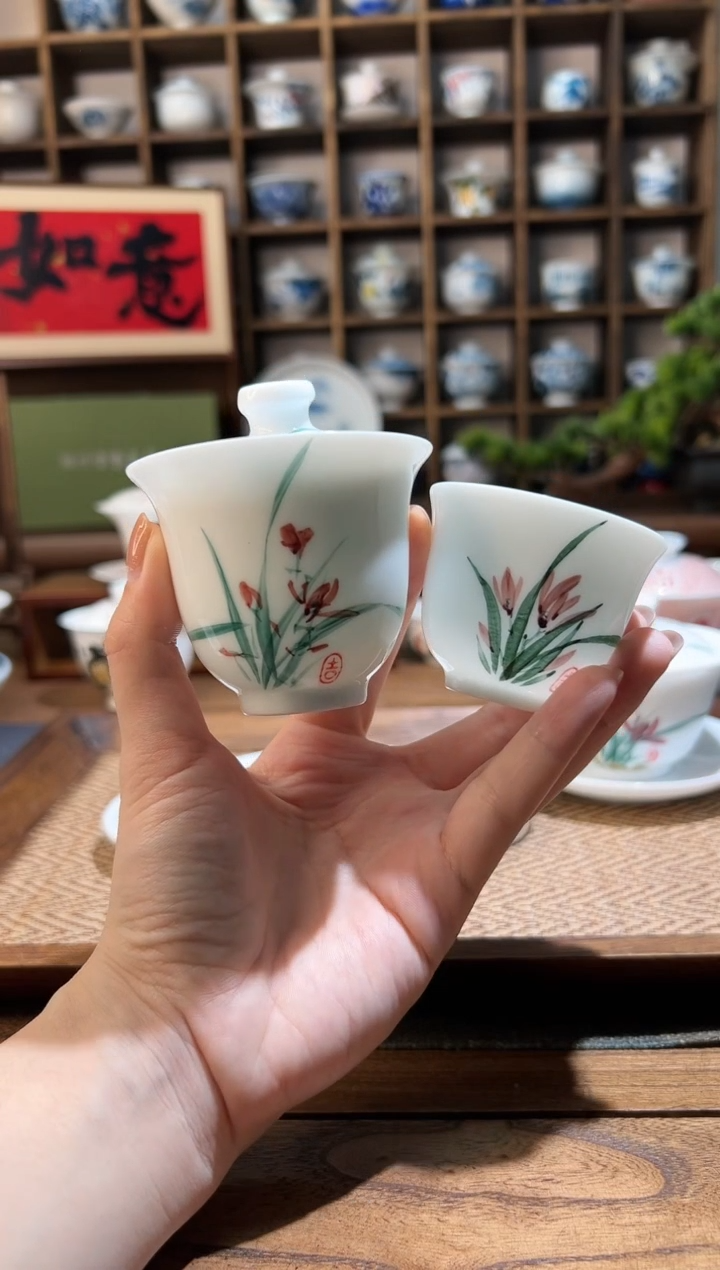 【闪购商品】五彩兰花小盖碗+兰花杯