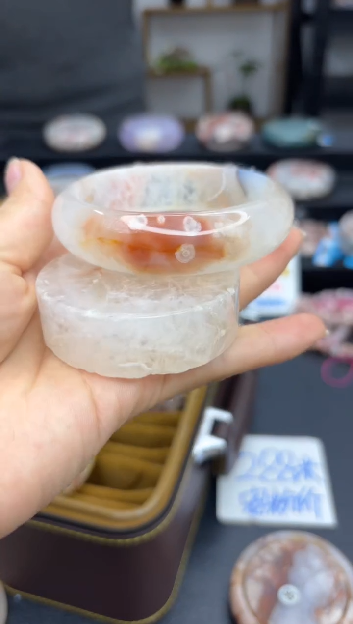 【闪购商品】石英质玉手镯未镶嵌A70(59圈赠送镯心)