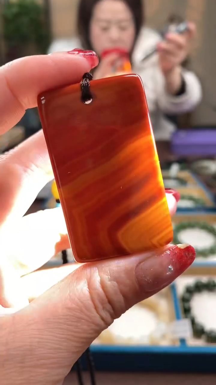 【闪购商品】玛瑙/玉髓颈饰未镶嵌玛瑙吊坠