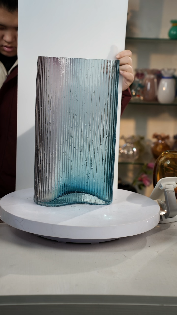 【闪购商品】琉璃【弘扬】高32轻奢琉璃花器微瑕福利