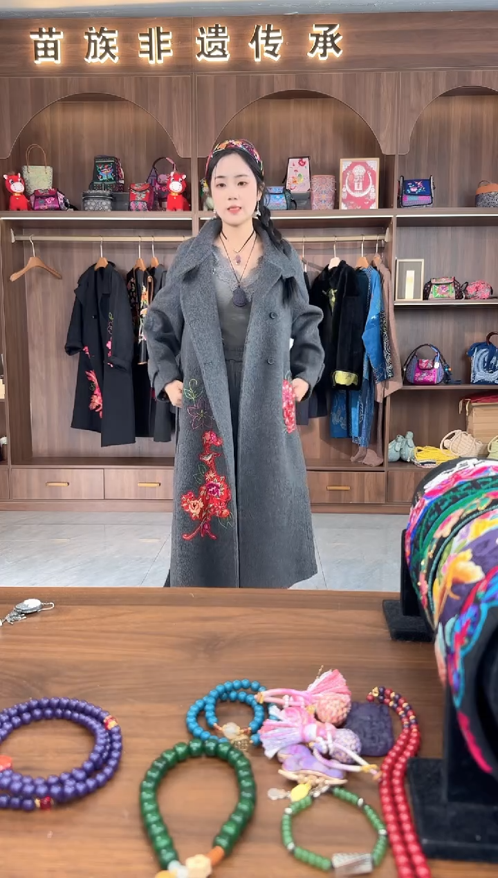 刺绣扶光苗绣传承L28